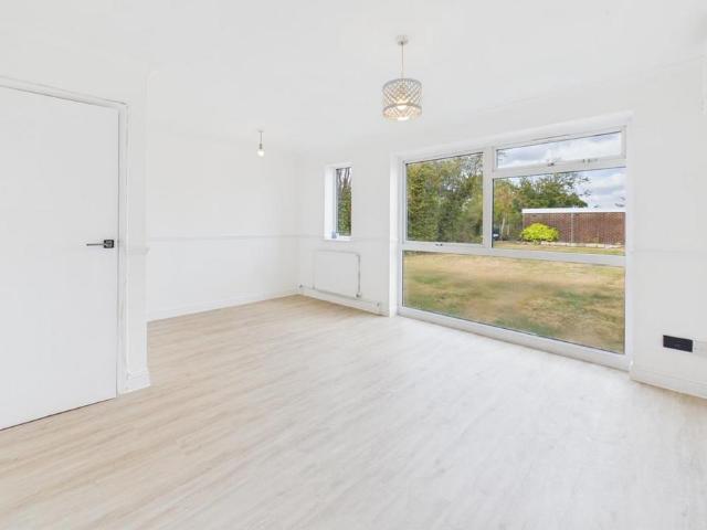Flat for sale in Greater London