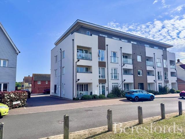 Flat for sale in East Donyland, Fordham Heath