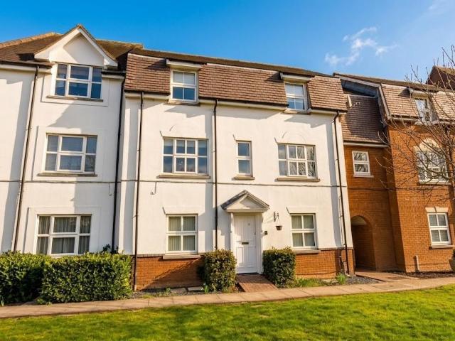 Flat for sale in Chelmsford, Essex