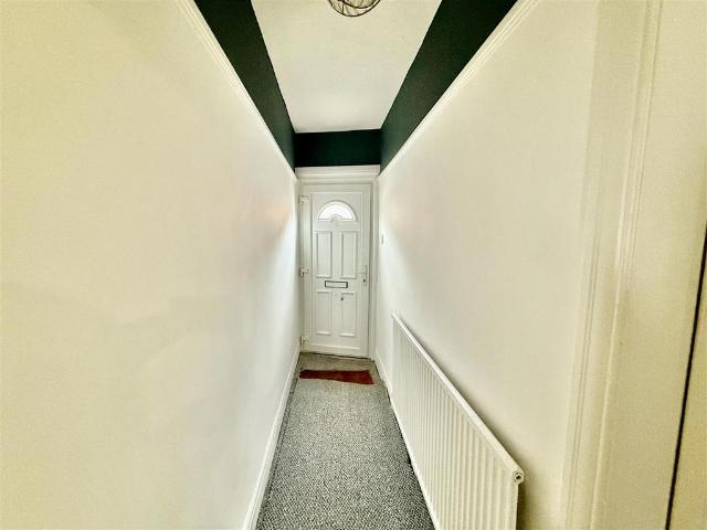 Flat for sale in Bensham, Tyne And Wear