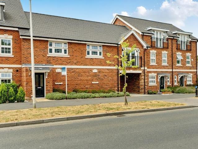 Flat for sale in Wokingham