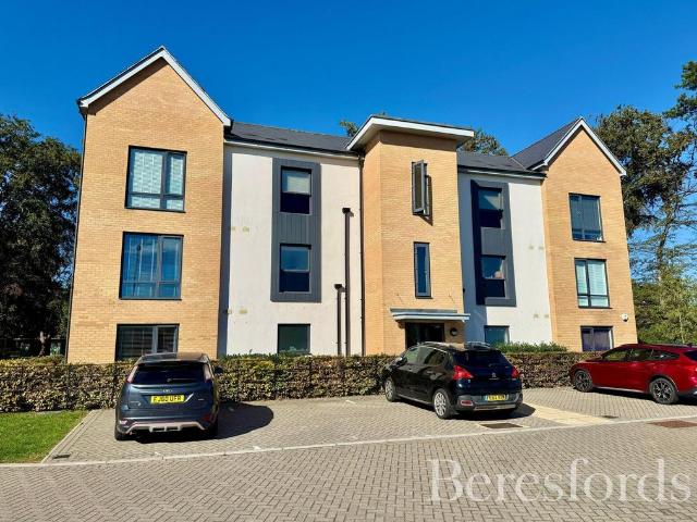 Flat for sale in Mile End, Fordham Heath