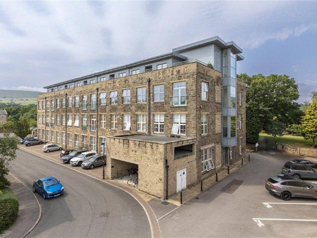 Flat for sale in Addingham, West Yorkshire