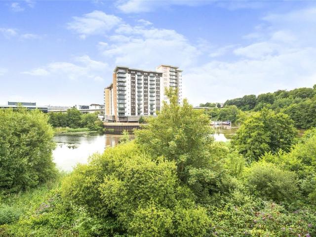 Flat for sale in Cardiff International Sports Village, Falcon Lodge