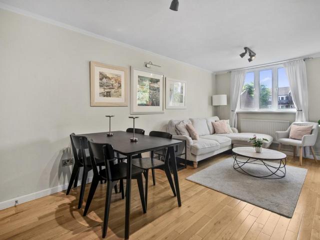 Flat for sale in Cooper's Lane Estate, Greater London