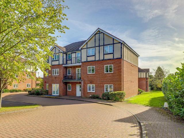 Flat for sale in Arnold, Gedling