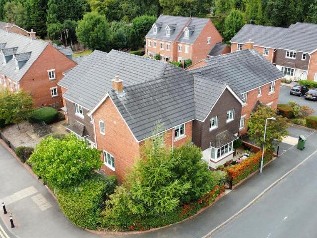 Flat for sale in Churchill and Blakedown, Rushock