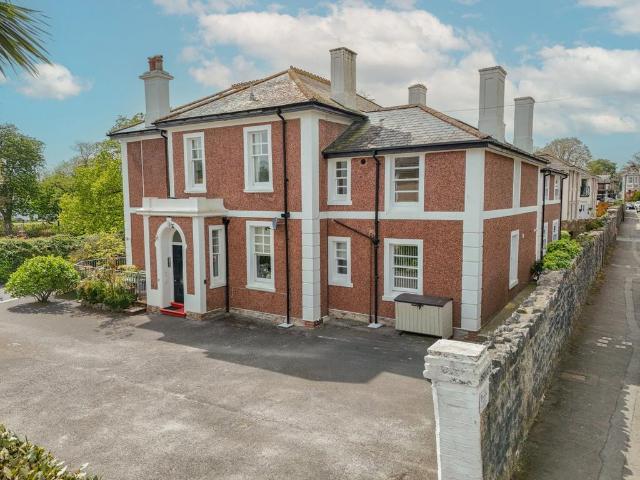 Flat for sale in Babbacombe