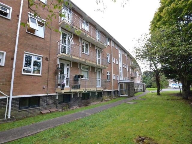 Flat for sale in Penylan, Falcon Lodge