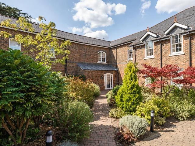Flat for sale in Keston Mark, Greater London