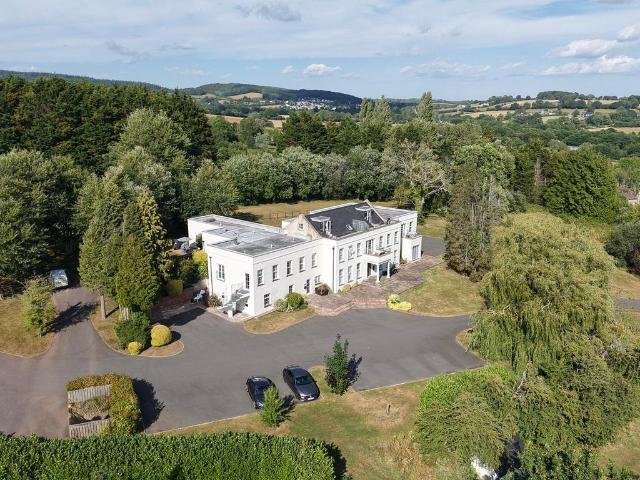 Flat for sale in Wales