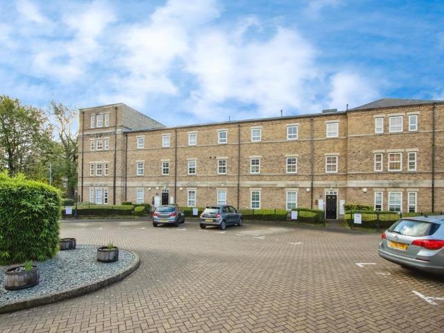 Flat for sale in City Fields, West Yorkshire