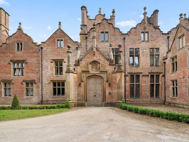 Flat for sale in Andertons Mill, Lancashire