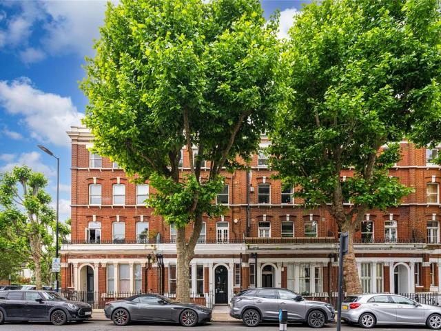 Flat for sale in Kensal Town, Maida Vale