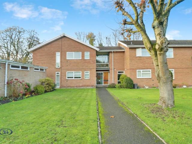 Flat for sale in Alsager