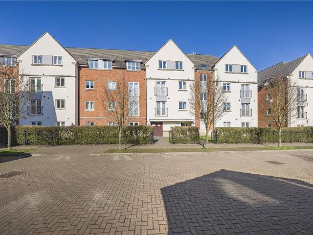 Flat for sale in London Borough of Hounslow, Spring Grove