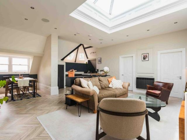 Flat for sale in Broomhill, South Yorkshire