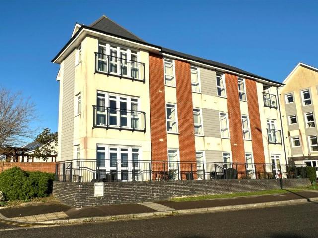 Flat for sale in Isle Of Man