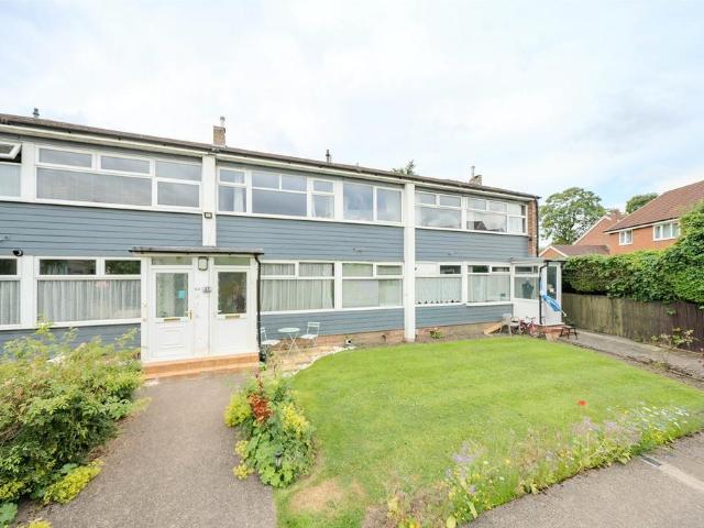 Flat for sale in Moortown, West Yorkshire