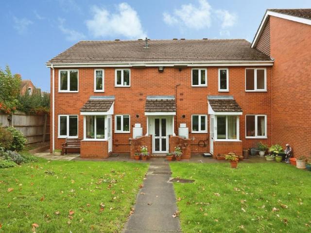 Flat for sale in Pershore, Wychavon