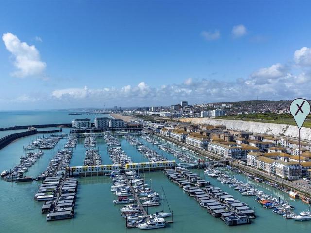 Flat for sale in Roedean, Isle Of Man