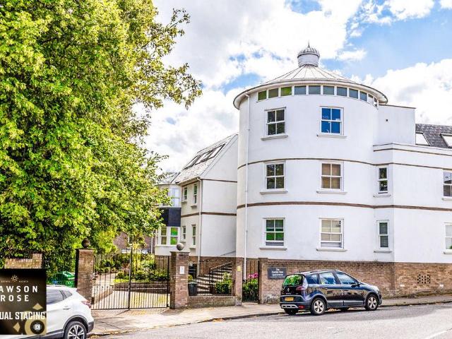 Flat for sale in Southsea, City Of Portsmouth
