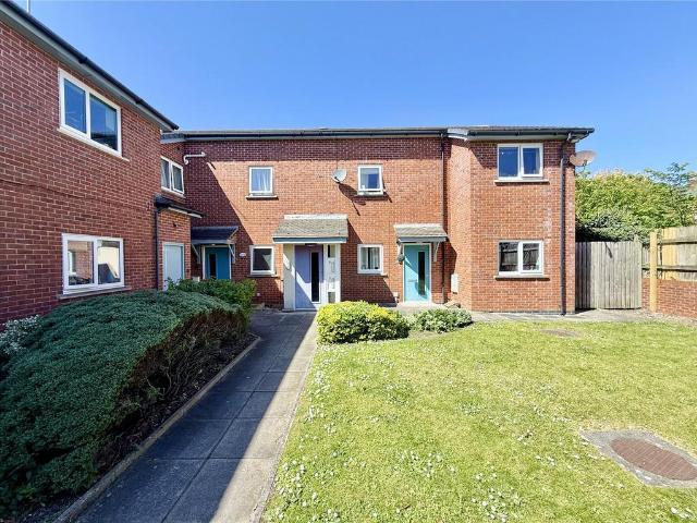 Flat for sale in Meols Cop, Southport