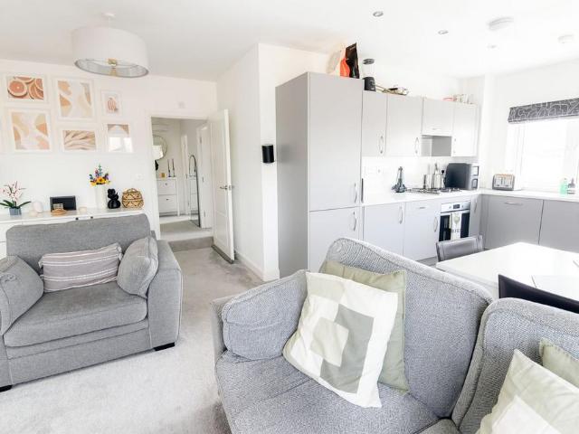 Flat for sale in Stotfold, Bedfordshire
