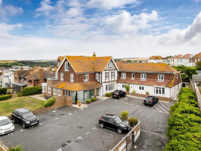 Flat for sale in Rottingdean