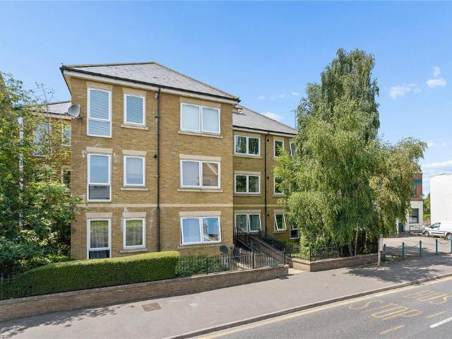 Flat for sale in Kings Farm, Hamerton