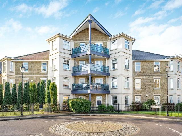 Flat for sale in The Slade, Oxfordshire