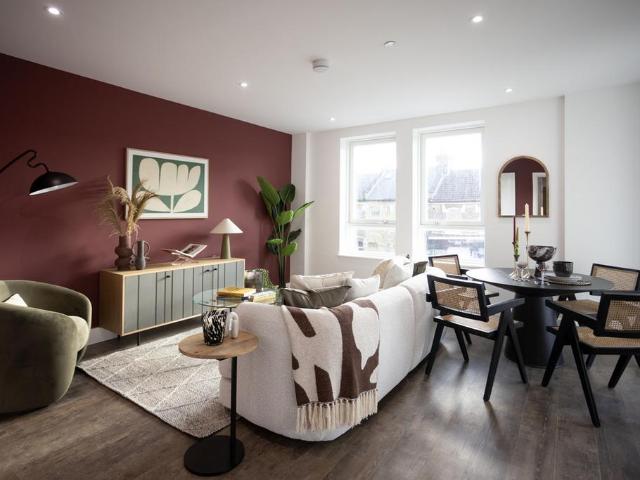Flat for sale in Peckham, Greater London