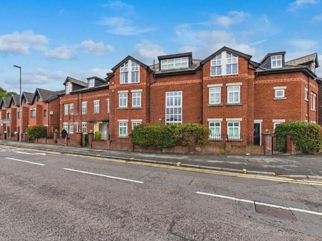 Flat for sale in Swinton, Salford