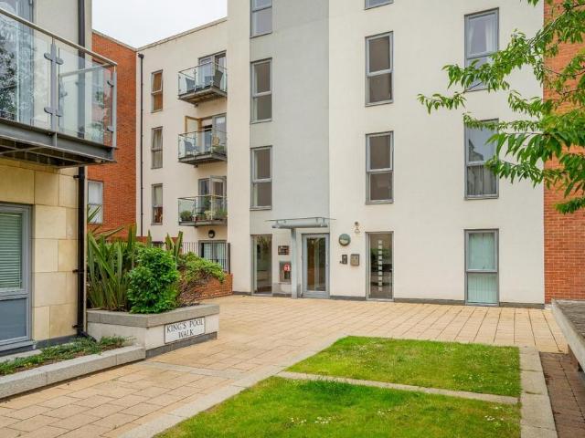 Flat for sale in High Field, York