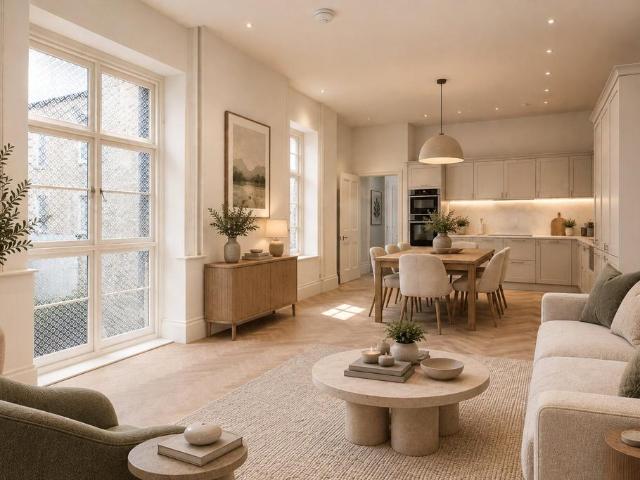 Flat for sale in Walcot, Bath