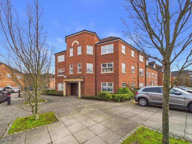 Flat for sale in Black Friars, Old Wharf