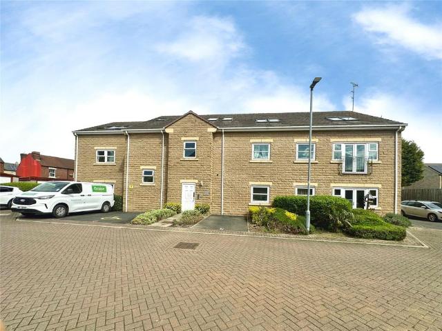 Flat for sale in Ackworth Moor Top, West Yorkshire