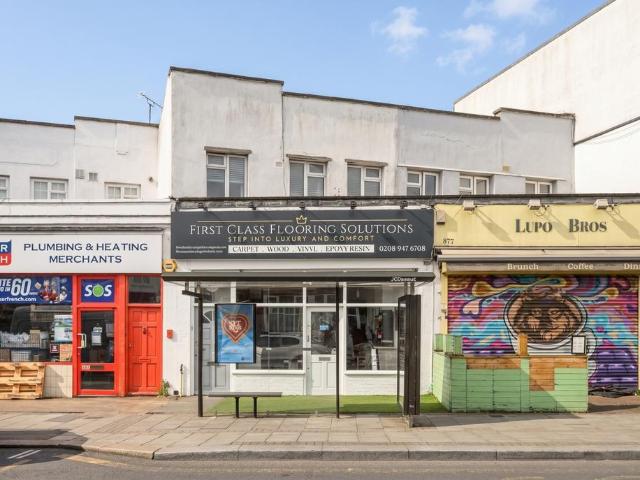 Flat for sale in London Borough of Merton, Greater London