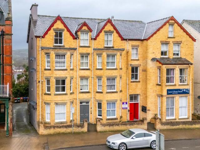 Flat for sale in Llandrindod Wells