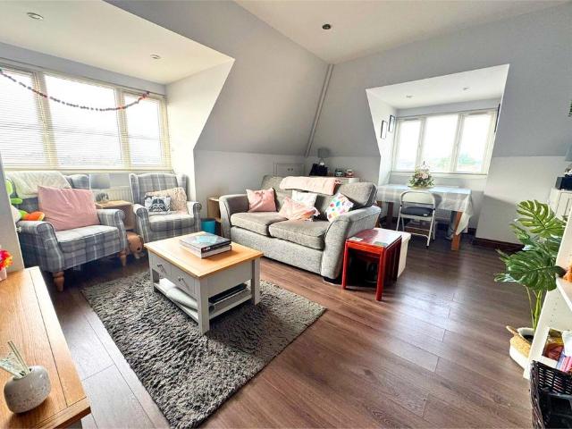 Flat for sale in Moordown, Bournemouth