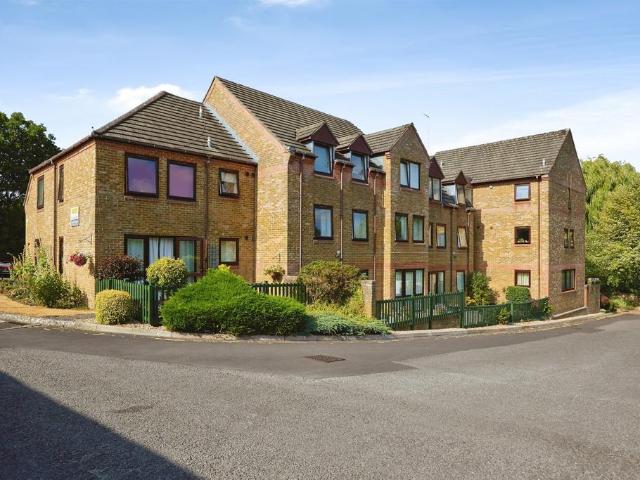 Flat for sale in Sherborne, East Dorset
