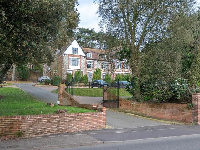 Flat for sale in Comers, Norfolk