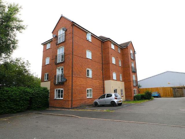 Flat for sale in Bloxwich, West Midlands