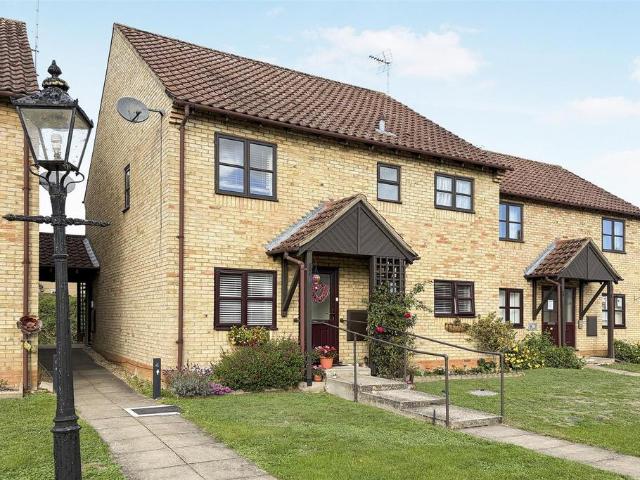Flat for sale in Mildenhall, West Suffolk