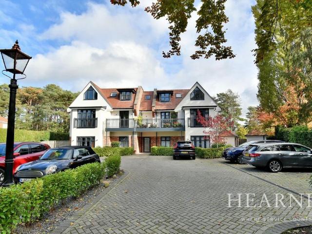 Flat for sale in Parley Cross, West Parley