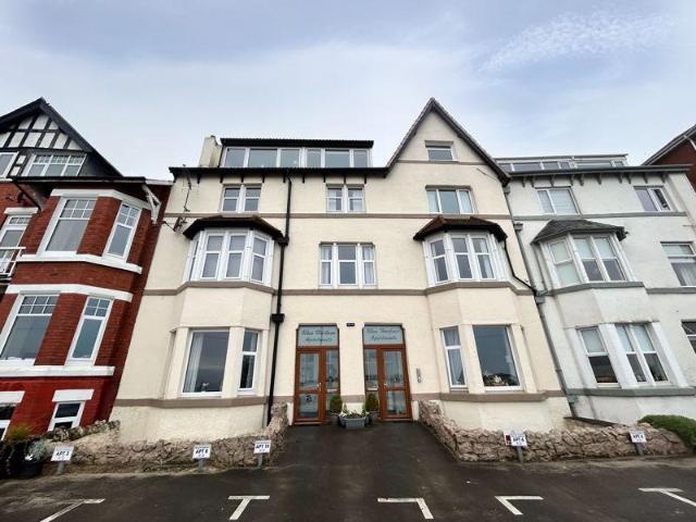 Flat for sale in Colwyn Bay, Wales
