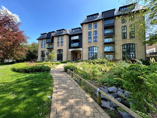 Flat for sale in Chelmsford, Essex