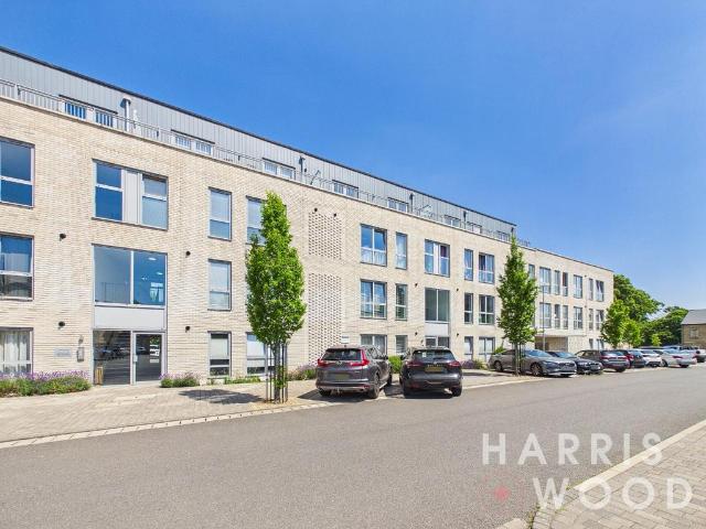 Flat for sale in Fordham Heath, Essex