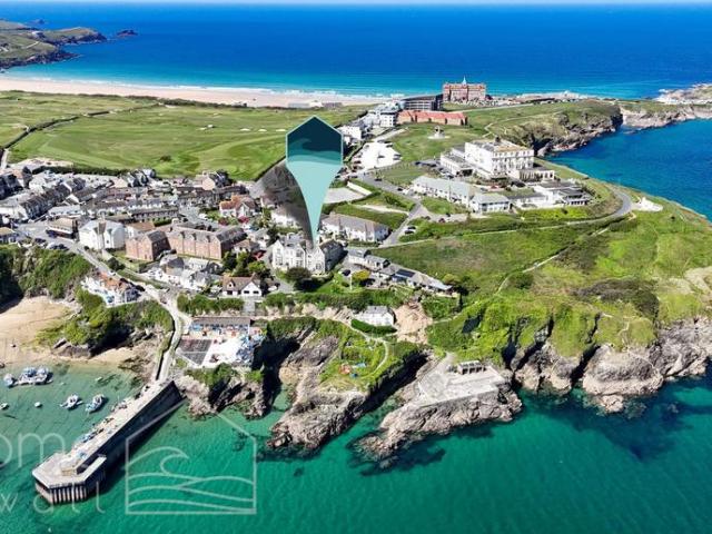Flat for sale in Newquay, Cornwall