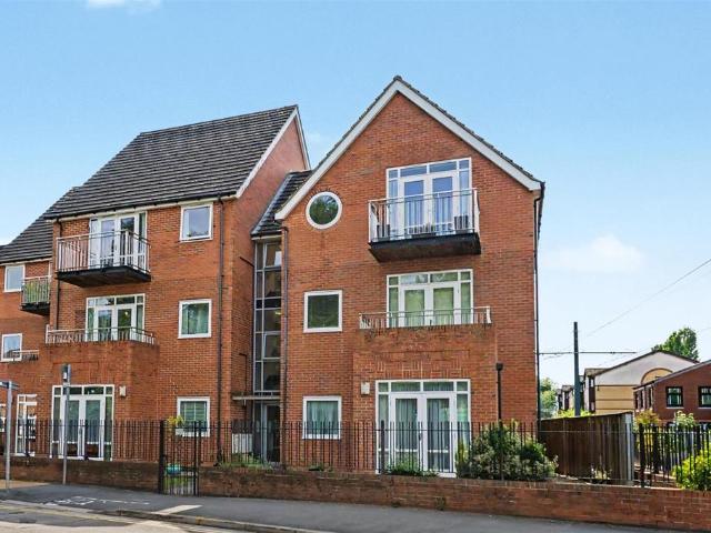 Flat for sale in Attenborough, East Midlands